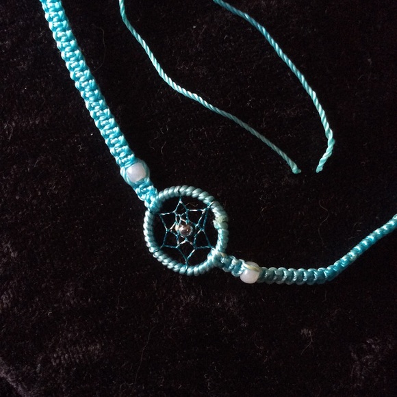 💙 Blue Dreamcatcher Bracelet + Earrings 💙 - Picture 3 of 9